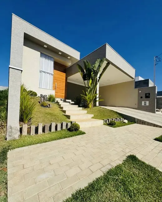 Casa com 3 quartos à venda, 165m2 em Condomínio Portal da Serra, Braganca Paulista - SP - imagem 1 Foto 1 de Casa com 3 quartos à venda, 165m2 em Condomínio Portal da Serra, Braganca Paulista - SP