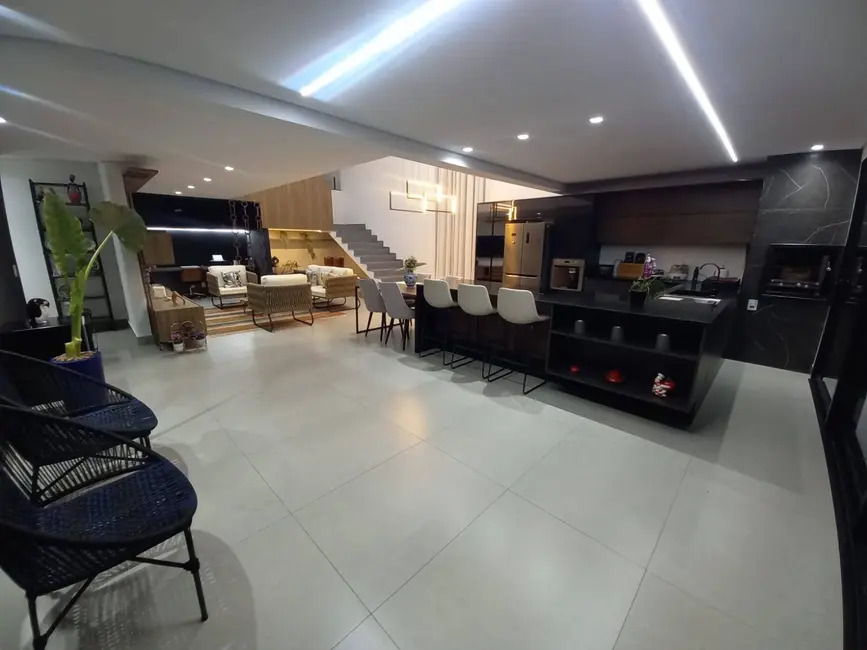 Foto 9 de Casa com 4 quartos à venda, 267m2 em Braganca Paulista - SP