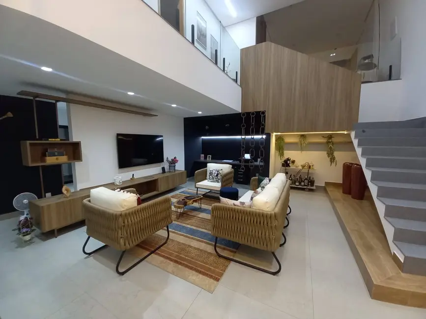 Foto 7 de Casa com 4 quartos à venda, 267m2 em Braganca Paulista - SP