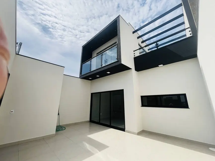 Foto 1 de Casa com 3 quartos à venda, 140m2 em Braganca Paulista - SP