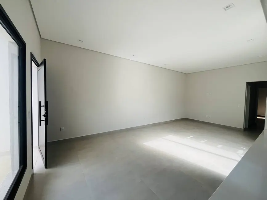 Casa com 3 quartos à venda, 140m2 em Braganca Paulista - SP - imagem 5 Foto 5 de Casa com 3 quartos à venda, 140m2 em Braganca Paulista - SP