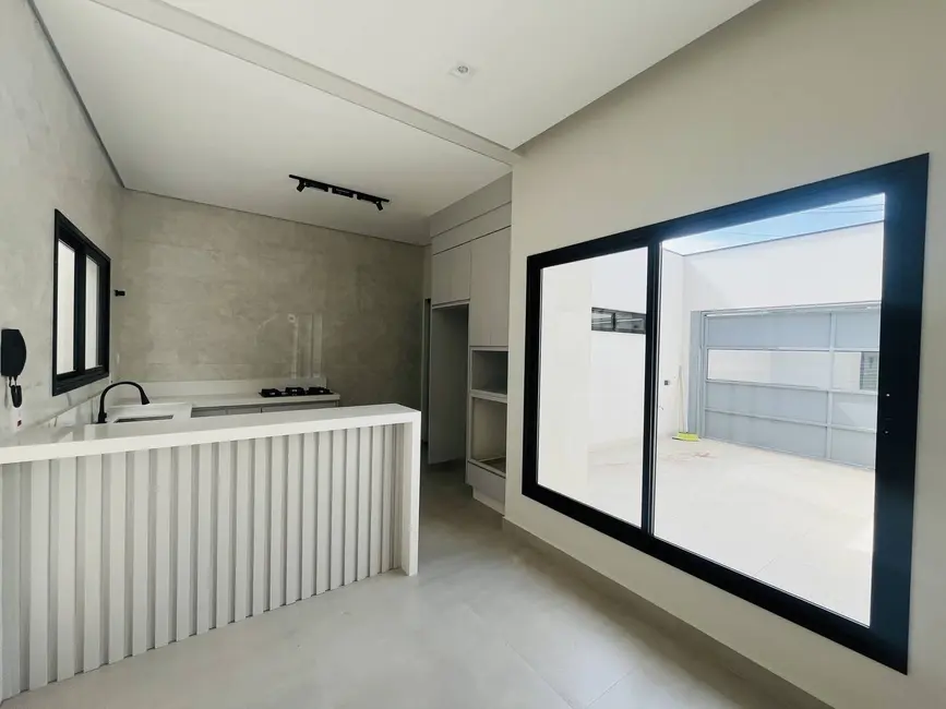 Casa com 3 quartos à venda, 140m2 em Braganca Paulista - SP - imagem 6 Foto 6 de Casa com 3 quartos à venda, 140m2 em Braganca Paulista - SP