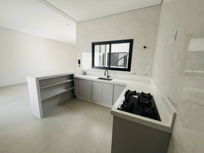 Casa com 3 quartos à venda, 140m2 em Braganca Paulista - SP - imagem 8 Foto 8 de Casa com 3 quartos à venda, 140m2 em Braganca Paulista - SP