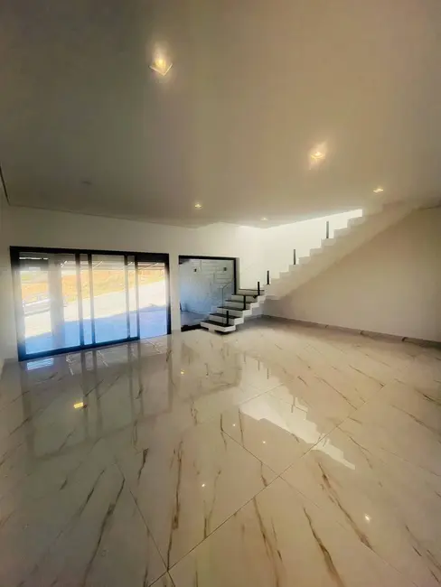 Foto 4 de Casa com 3 quartos à venda, 140m2 em Braganca Paulista - SP