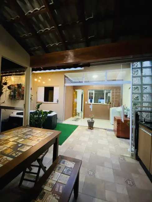 Foto 1 de Casa com 2 quartos à venda, 80m2 em Residencial Piemonte, Braganca Paulista - SP
