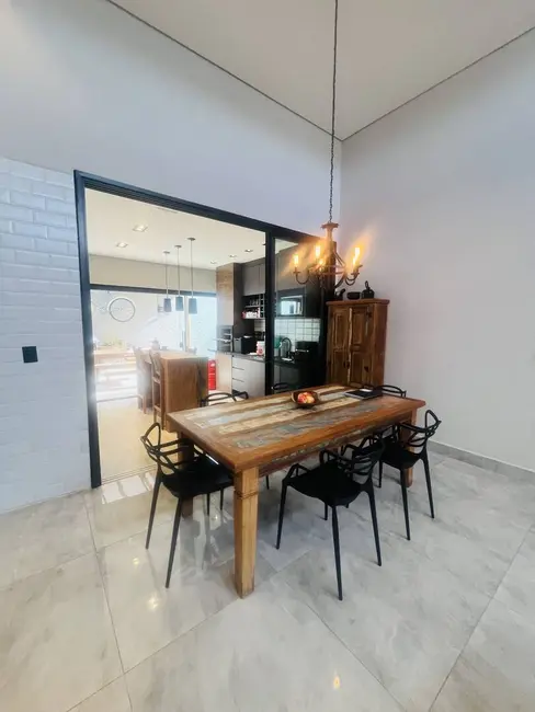 Casa com 3 quartos à venda, 315m2 em Condomínio Villa Real de Bragança, Braganca Paulista - SP - imagem 8 Foto 8 de Casa com 3 quartos à venda, 315m2 em Condomínio Villa Real de Bragança, Braganca Paulista - SP