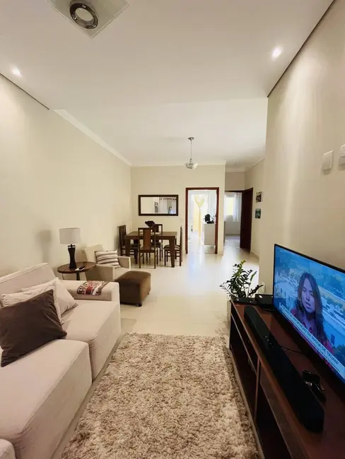 Foto 2 de Casa com 3 quartos à venda, 110m2 em Braganca Paulista - SP