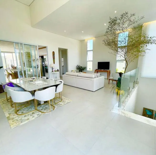 Casa com 3 quartos à venda, 240m2 em Condomínio Vale das Águas, Braganca Paulista - SP - imagem 4 Foto 4 de Casa com 3 quartos à venda, 240m2 em Condomínio Vale das Águas, Braganca Paulista - SP