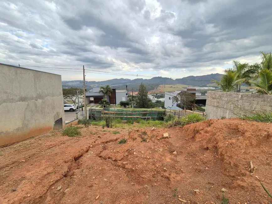 Foto 1 de Terreno / Lote à venda, 483m2 em Condomínio Vale das Águas, Braganca Paulista - SP