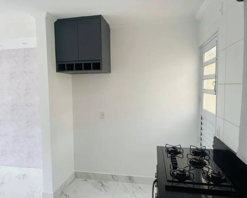 Foto 8 de Casa com 2 quartos para alugar, 74m2 em Braganca Paulista - SP