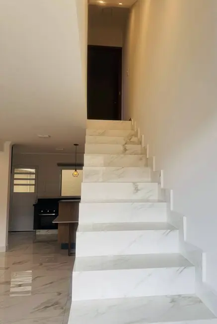 Foto 6 de Casa com 2 quartos para alugar, 74m2 em Braganca Paulista - SP