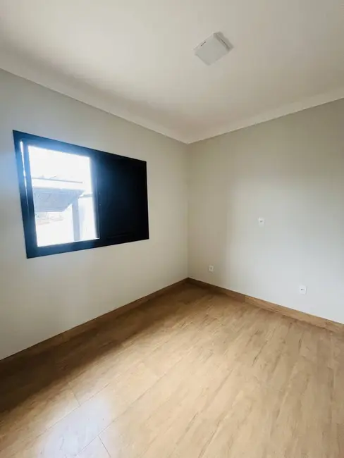 Foto 3 de Casa com 3 quartos à venda, 140m2 em Braganca Paulista - SP