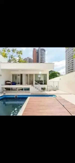 Sobrado com 3 quartos à venda e para alugar, 380m2 em Jardim, Santo Andre - SP - imagem 2 Foto 2 de Sobrado com 3 quartos à venda e para alugar, 380m2 em Jardim, Santo Andre - SP