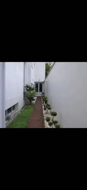 Sobrado com 3 quartos à venda e para alugar, 380m2 em Jardim, Santo Andre - SP - imagem 8 Foto 8 de Sobrado com 3 quartos à venda e para alugar, 380m2 em Jardim, Santo Andre - SP