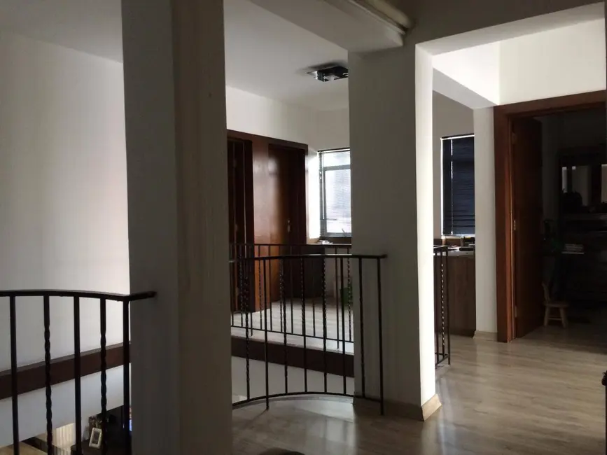 Casa com 4 quartos à venda e para alugar em Nova Petrópolis, Sao Bernardo Do Campo - SP - imagem 5 Foto 5 de Casa com 4 quartos à venda e para alugar em Nova Petrópolis, Sao Bernardo Do Campo - SP
