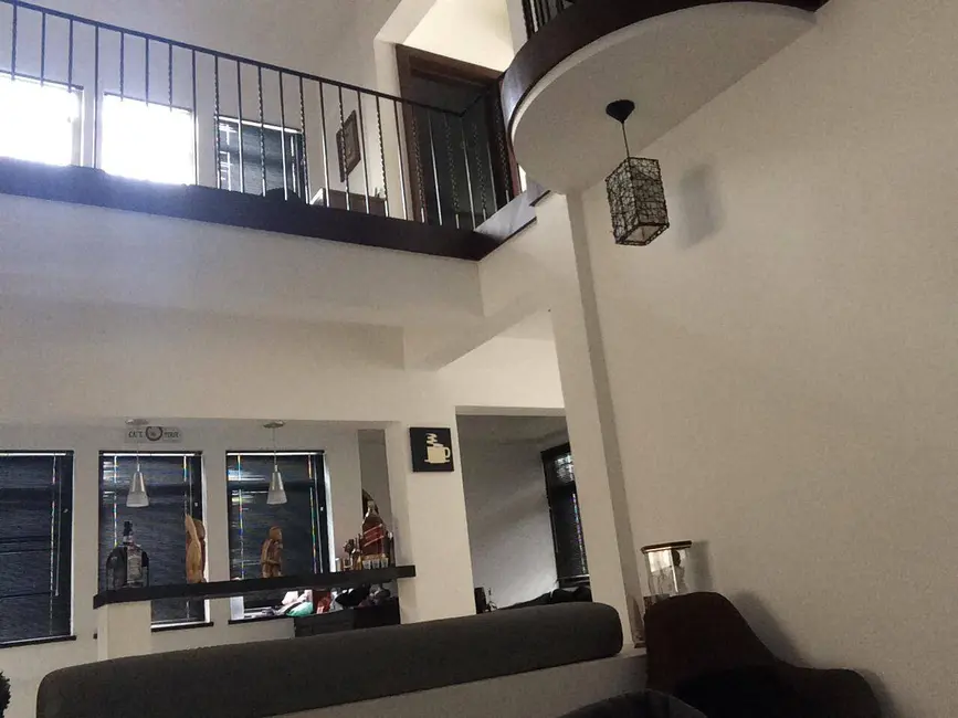 Casa com 4 quartos à venda e para alugar em Nova Petrópolis, Sao Bernardo Do Campo - SP - imagem 4 Foto 4 de Casa com 4 quartos à venda e para alugar em Nova Petrópolis, Sao Bernardo Do Campo - SP