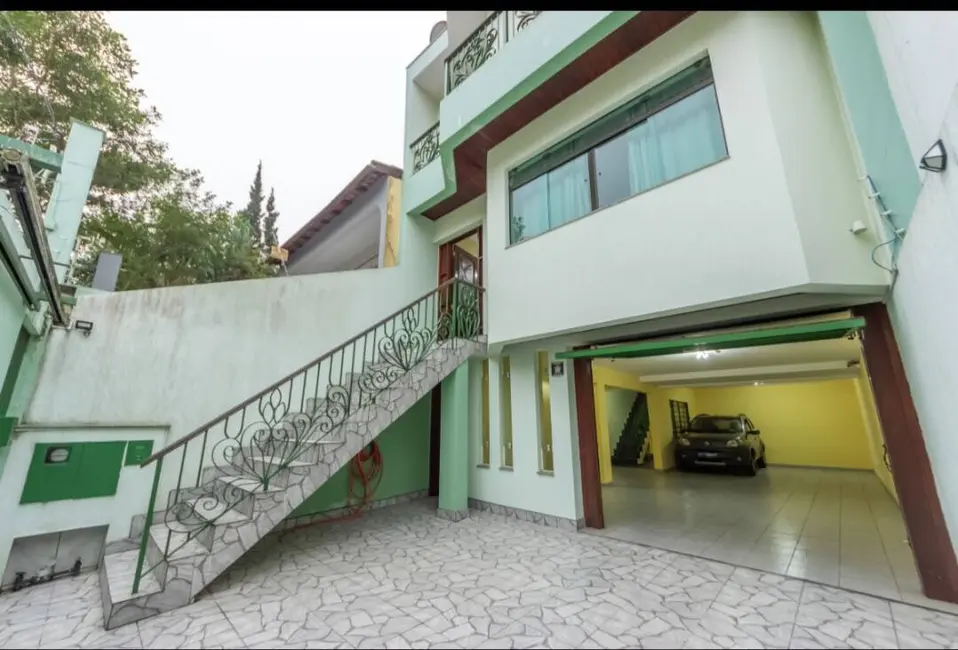 Casa com 6 quartos à venda, 233m2 em Nova Petrópolis, Sao Bernardo Do Campo - SP - imagem 3 Foto 3 de Casa com 6 quartos à venda, 233m2 em Nova Petrópolis, Sao Bernardo Do Campo - SP