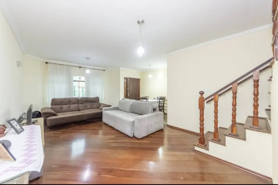 Casa com 6 quartos à venda, 233m2 em Nova Petrópolis, Sao Bernardo Do Campo - SP - imagem 6 Foto 6 de Casa com 6 quartos à venda, 233m2 em Nova Petrópolis, Sao Bernardo Do Campo - SP