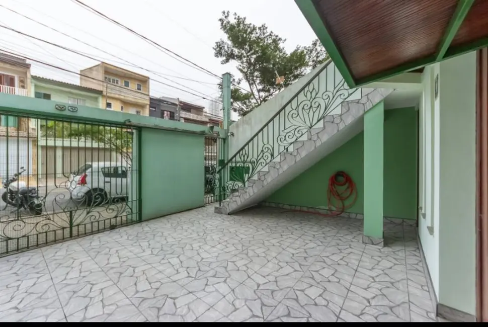 Casa com 6 quartos à venda, 233m2 em Nova Petrópolis, Sao Bernardo Do Campo - SP - imagem 4 Foto 4 de Casa com 6 quartos à venda, 233m2 em Nova Petrópolis, Sao Bernardo Do Campo - SP