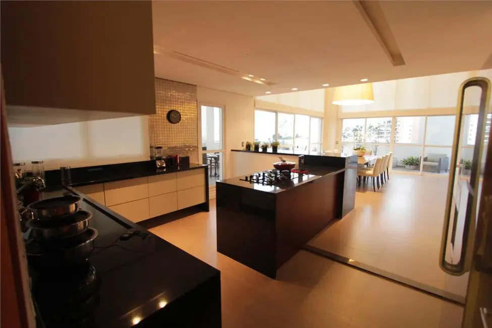 Foto 9 de Apartamento com 4 quartos à venda, 360m2 em Barranco, Taubate - SP