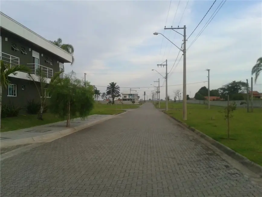 Sobrado com 3 quartos à venda, 760m2 em Massaguaçu, Caraguatatuba - SP - imagem 8 Foto 8 de Sobrado com 3 quartos à venda, 760m2 em Massaguaçu, Caraguatatuba - SP