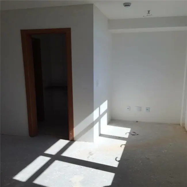 Sala Comercial à venda e para alugar, 46m2 em Sao Jose Dos Campos - SP - imagem 4 Foto 4 de Sala Comercial à venda e para alugar, 46m2 em Sao Jose Dos Campos - SP