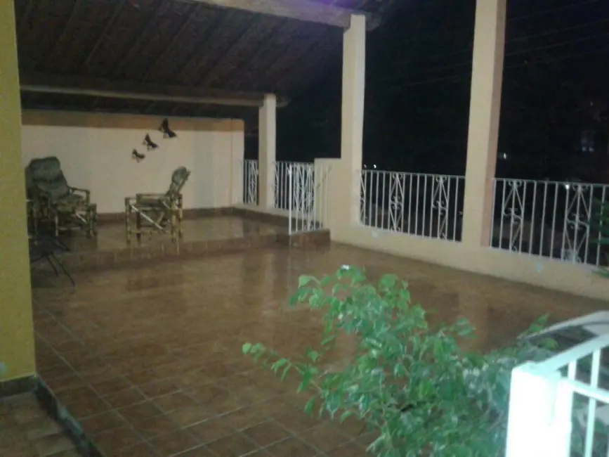 Foto 3 de Casa com 3 quartos à venda, 250m2 em Sao Jose Dos Campos - SP