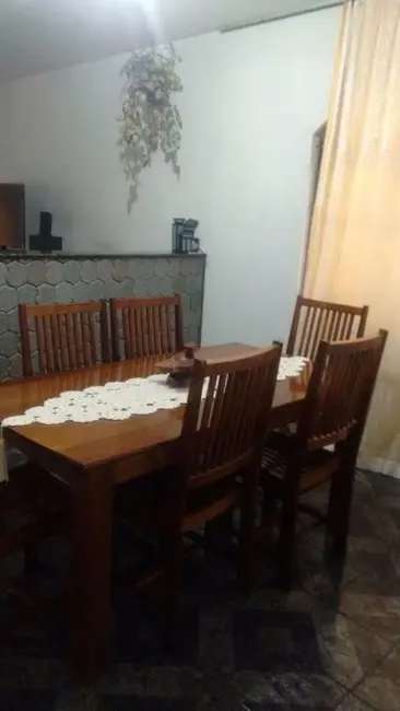 Foto 4 de Casa com 3 quartos à venda, 258m2 em Sao Jose Dos Campos - SP