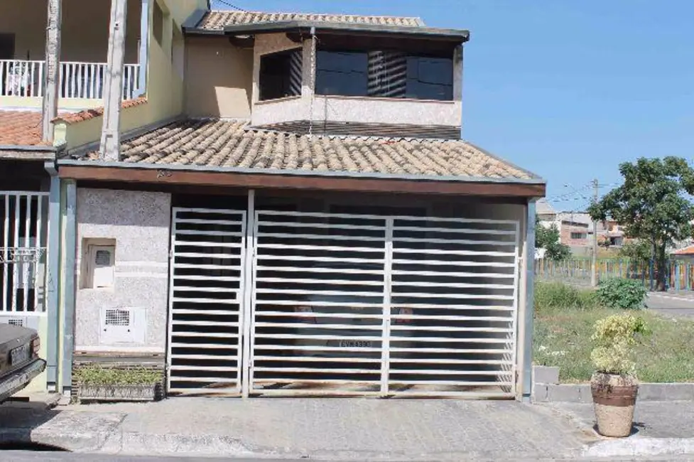 Foto 1 de Casa com 3 quartos à venda, 150m2 em Sao Jose Dos Campos - SP