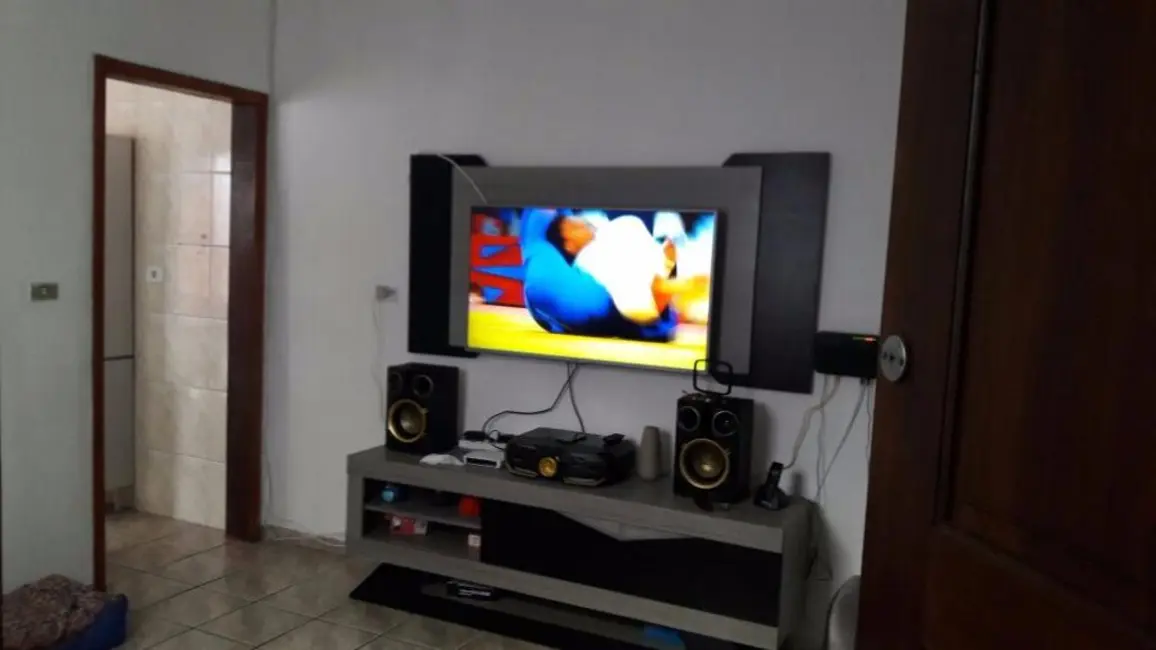 Foto 4 de Casa com 3 quartos à venda, 150m2 em Jardim Califórnia, Jacarei - SP