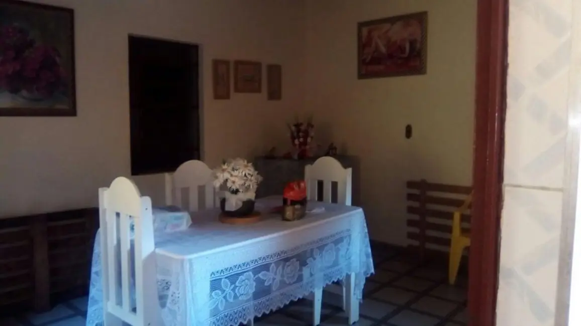 Foto 3 de Casa com 3 quartos à venda, 300m2 em Tinga, Caraguatatuba - SP