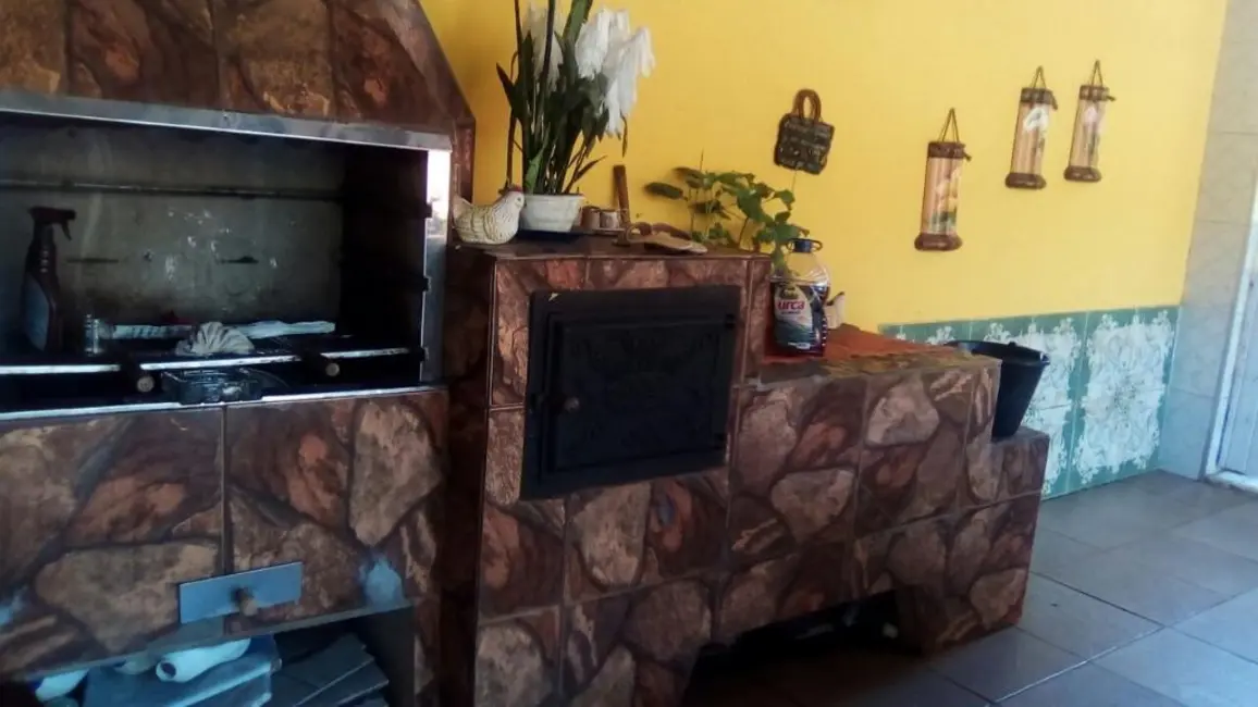 Foto 9 de Casa com 3 quartos à venda, 300m2 em Tinga, Caraguatatuba - SP