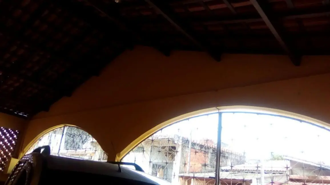 Foto 5 de Casa com 3 quartos à venda, 300m2 em Tinga, Caraguatatuba - SP