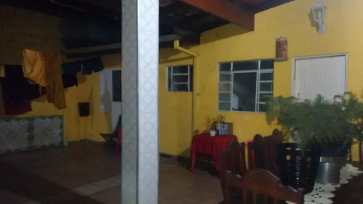 Foto 2 de Casa com 3 quartos à venda, 300m2 em Tinga, Caraguatatuba - SP