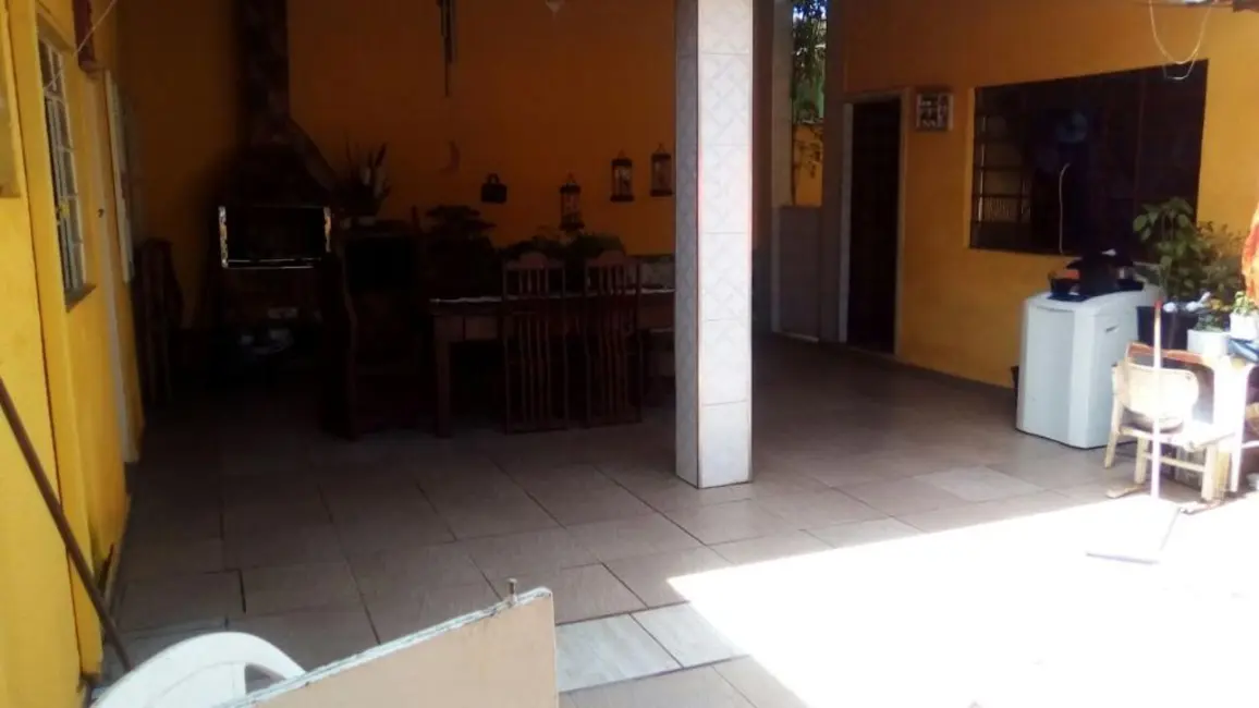 Foto 6 de Casa com 3 quartos à venda, 300m2 em Tinga, Caraguatatuba - SP