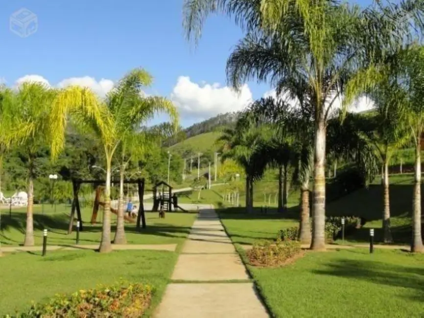 Foto 5 de Terreno / Lote à venda, 1000m2 em Jambeiro - SP