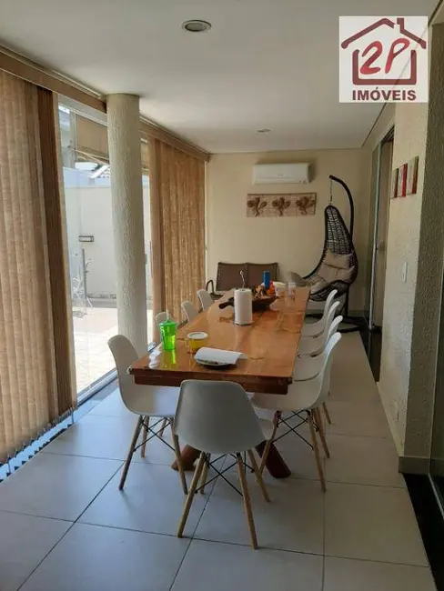 Foto 5 de Casa de Condomínio com 4 quartos à venda, 360m2 em Jardim Califórnia, Jacarei - SP