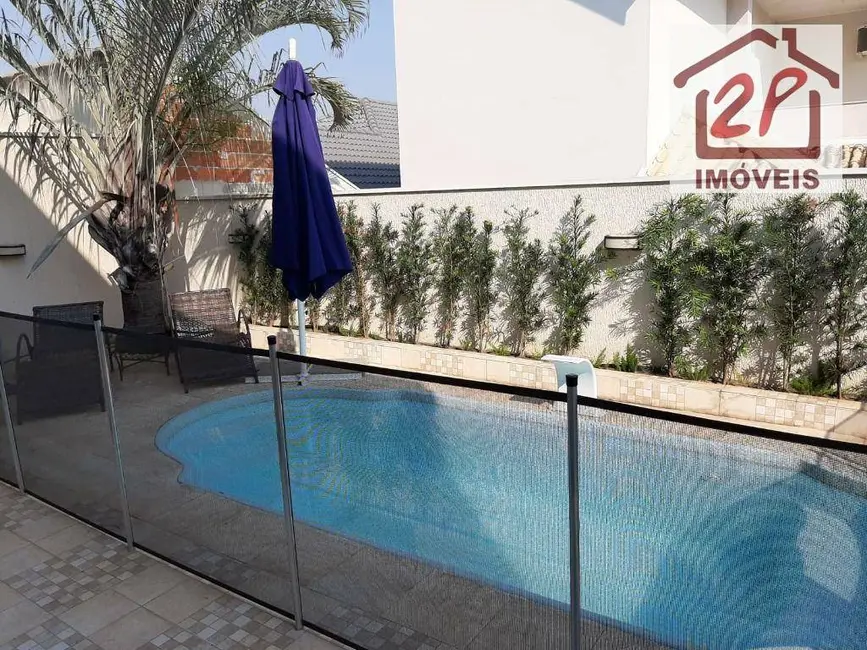Foto 2 de Casa de Condomínio com 4 quartos à venda, 360m2 em Jardim Califórnia, Jacarei - SP