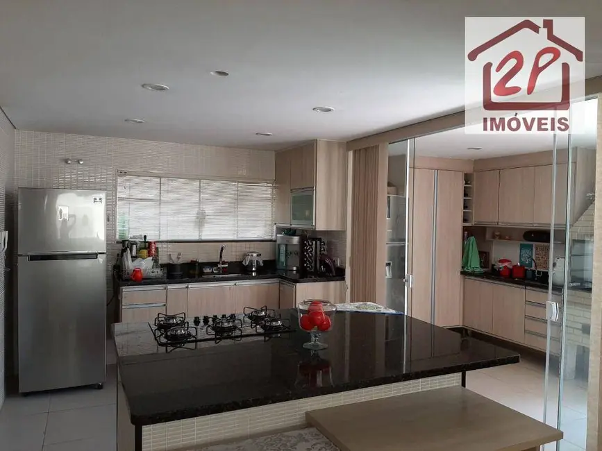 Foto 8 de Casa de Condomínio com 4 quartos à venda, 360m2 em Jardim Califórnia, Jacarei - SP