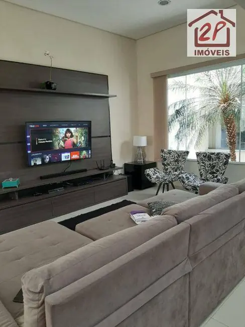 Foto 7 de Casa de Condomínio com 4 quartos à venda, 360m2 em Jardim Califórnia, Jacarei - SP