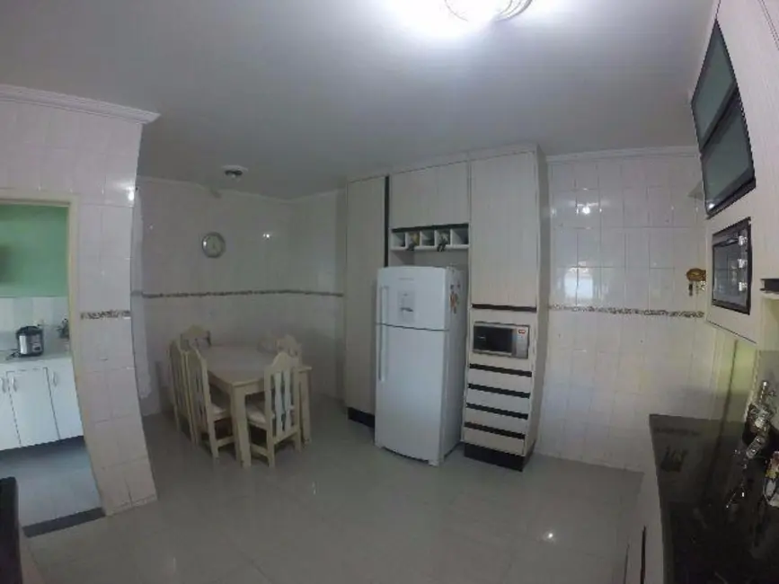 Foto 2 de Casa com 3 quartos à venda, 360m2 em Sao Jose Dos Campos - SP