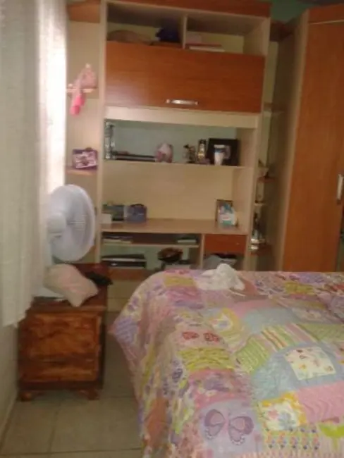 Casa com 4 quartos à venda, 250m2 em Sao Jose Dos Campos - SP - imagem 2 Foto 2 de Casa com 4 quartos à venda, 250m2 em Sao Jose Dos Campos - SP