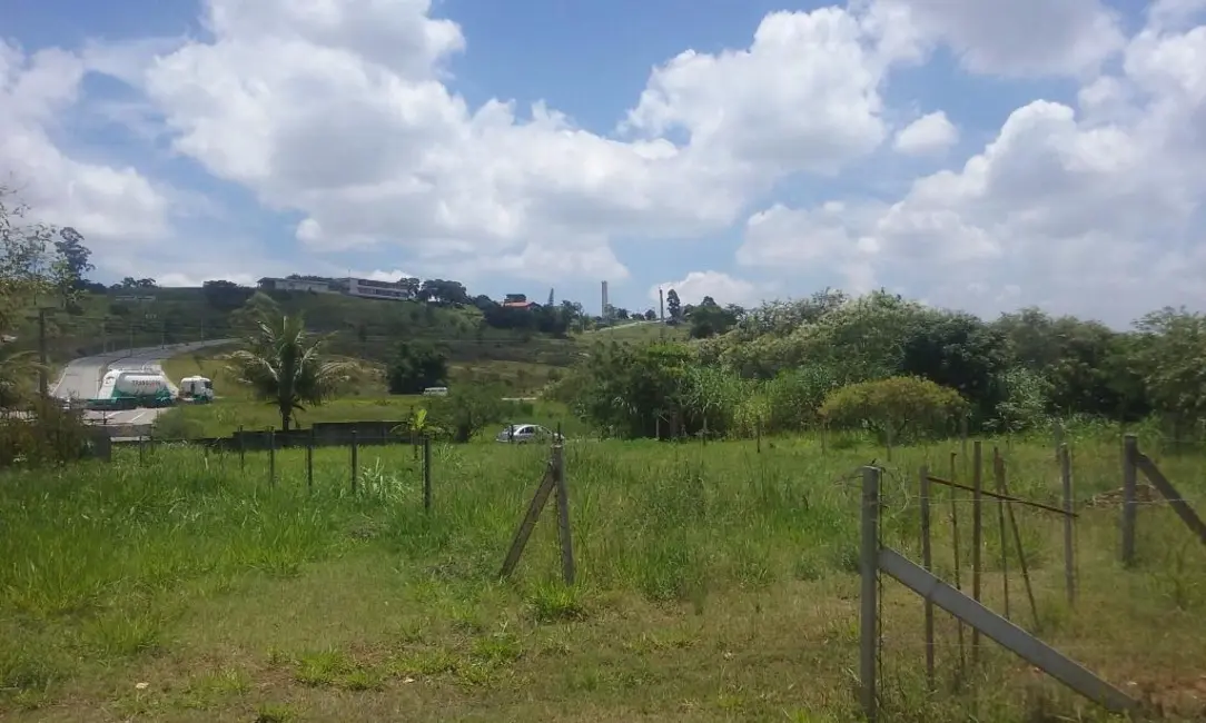 Foto 1 de Terreno / Lote à venda, 2000m2 em Sao Jose Dos Campos - SP
