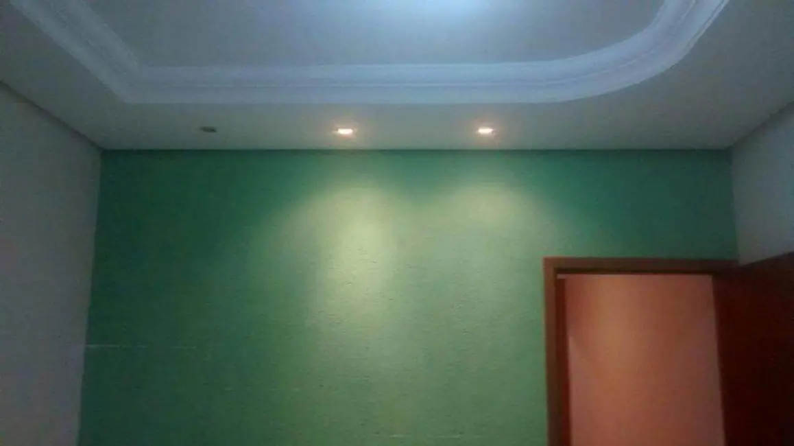 Casa com 2 quartos à venda, 125m2 em Sao Jose Dos Campos - SP - imagem 3 Foto 3 de Casa com 2 quartos à venda, 125m2 em Sao Jose Dos Campos - SP