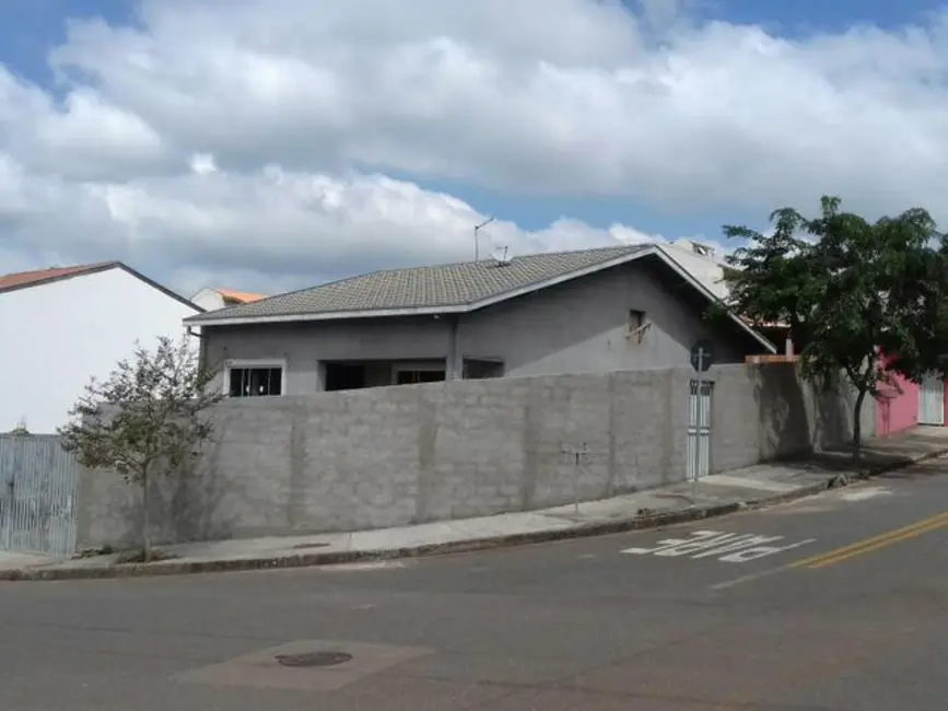 Foto 2 de Casa com 2 quartos à venda, 216m2 em Sao Jose Dos Campos - SP