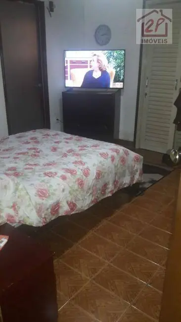 Casa com 2 quartos à venda, 470m2 em Sao Jose Dos Campos - SP - imagem 9 Foto 9 de Casa com 2 quartos à venda, 470m2 em Sao Jose Dos Campos - SP