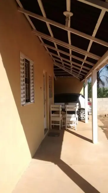 Foto 5 de Chácara com 3 quartos à venda, 580m2 em Sítio Adriana, Cacapava - SP