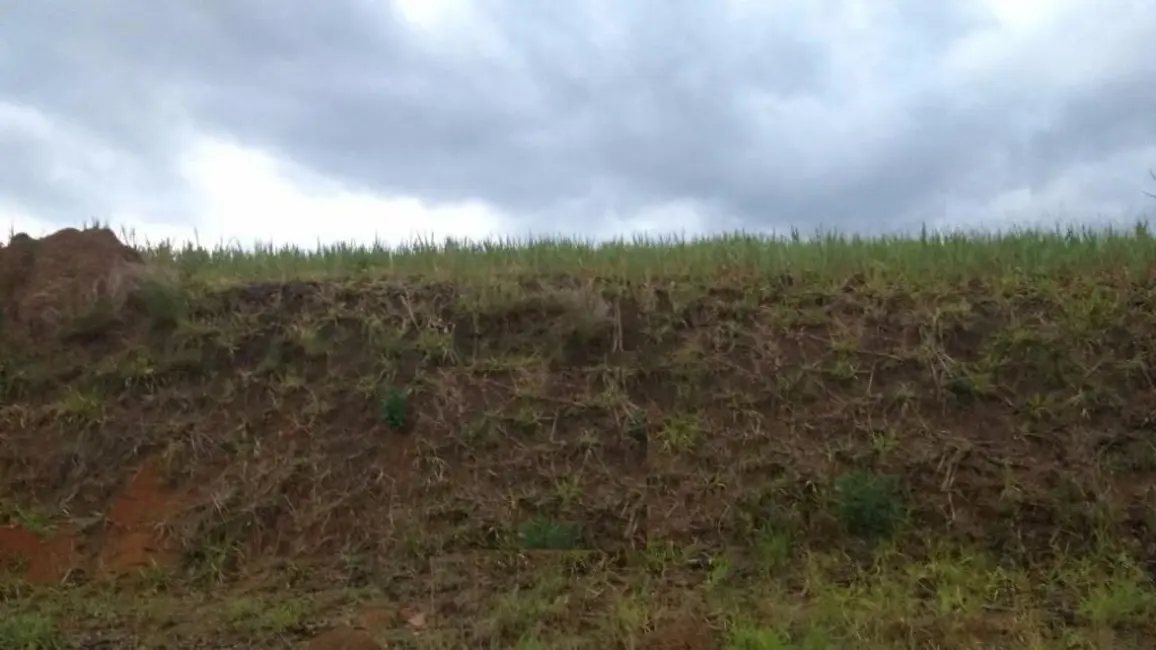 Foto 1 de Terreno / Lote à venda, 1050m2 em Sao Jose Dos Campos - SP