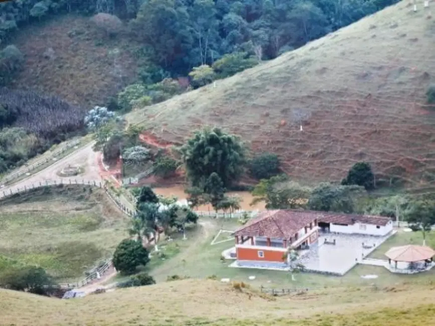 Foto 1 de Chácara com 3 quartos à venda, 677000m2 em Taubate - SP