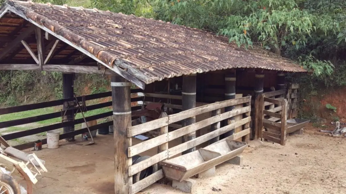 Foto 2 de Chácara com 3 quartos à venda, 677000m2 em Taubate - SP